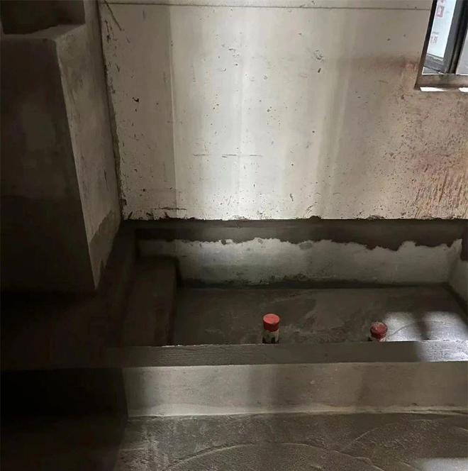 浴池”火了!孩子玩得欢还能泡澡乐趣满满mg不朽情缘网站重庆一户人家的“砖砌(图11) 浴池”火了!孩子玩得欢还能泡澡乐趣满满mg不朽情缘网站重庆一户人家的“砖砌(图11)